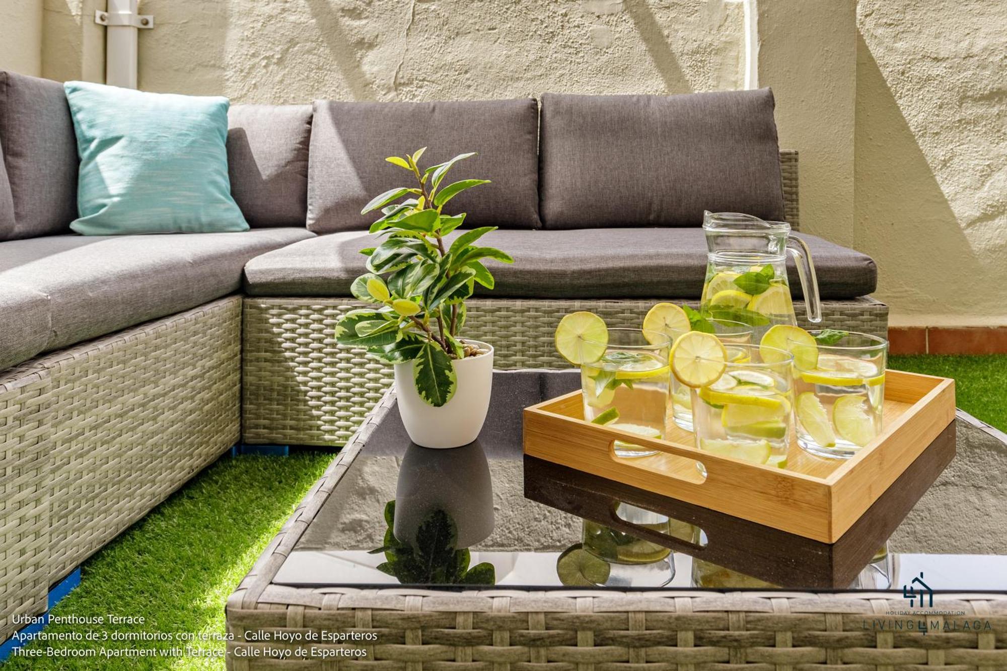 Living4Malaga Urban Apartments Экстерьер фото